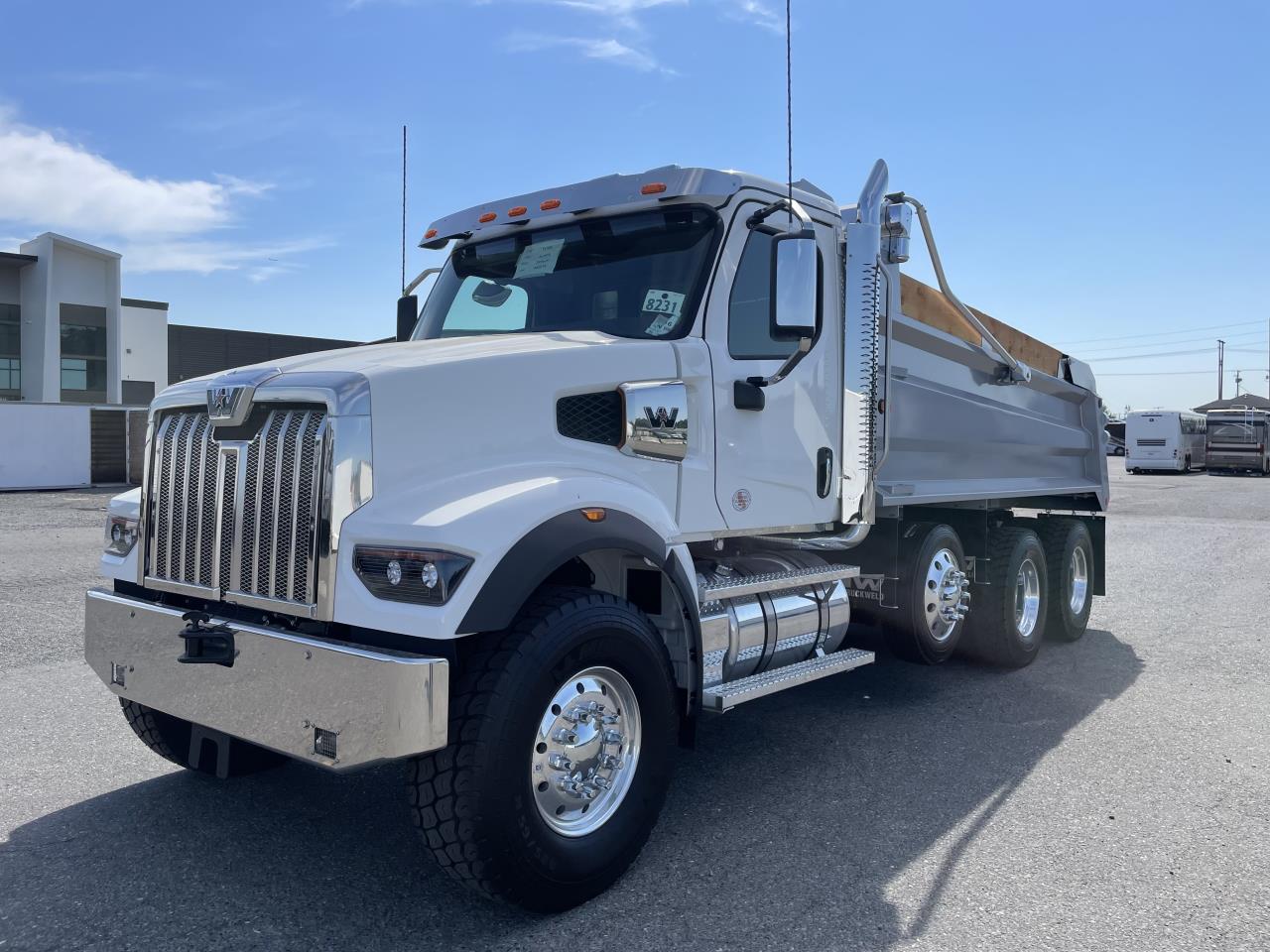 New Truck Inventory - Freightliner Northwest